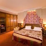 Au Manoir Saint Germain 4*