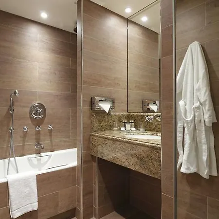 Au Manoir Saint Germain Отель Париж
