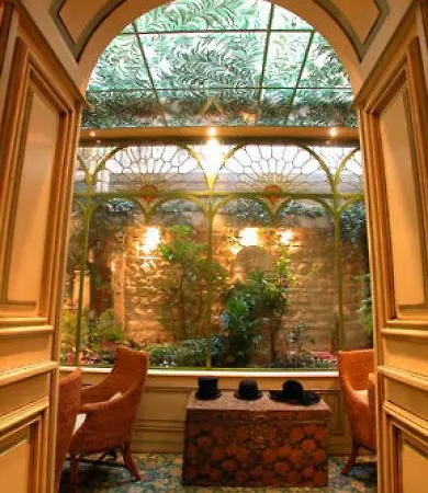 Au Manoir Saint Germain Париж