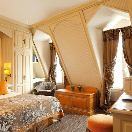 Au Manoir Saint Germain 4*