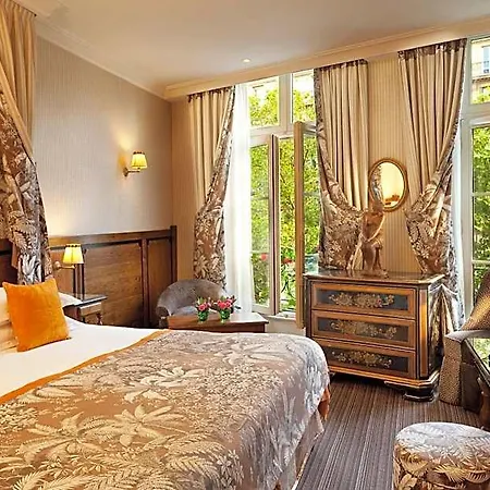 Au Manoir Saint Germain Hotel