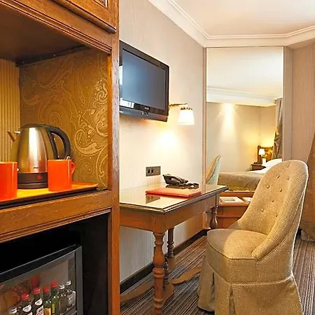 Hotel Au Manoir Saint Germain