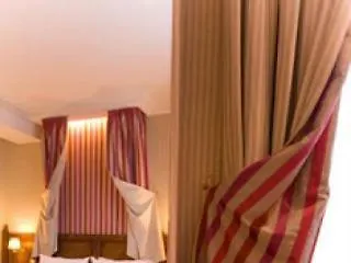 Отель Au Manoir Saint Germain