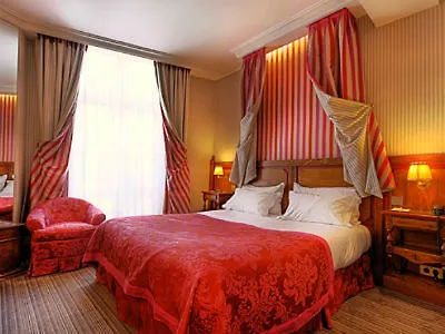 Au Manoir Saint Germain Paris