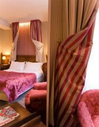 Au Manoir Saint Germain 4* Parijs