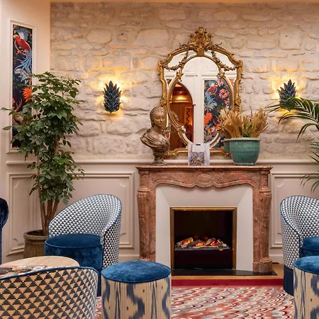 Au Manoir Saint Germain פריז