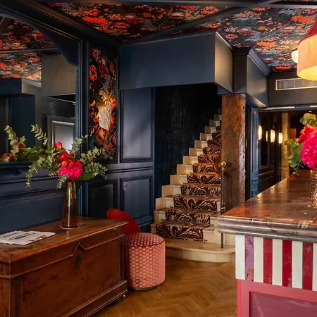 Au Manoir Saint Germain 4* פריז